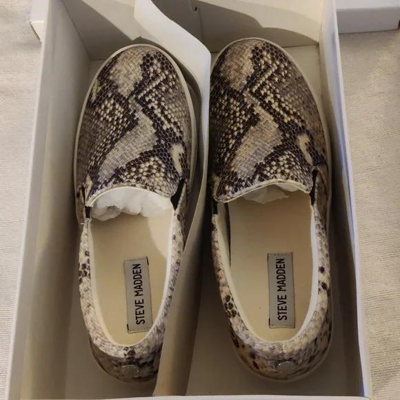 NEW Steve Madden Loafers Gills-C Snake Size 8 - Picture 5 of 6